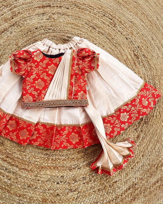 Copper Gold & Red Jaquard Semi-Dhavani Type Handwork Traditional Silk 