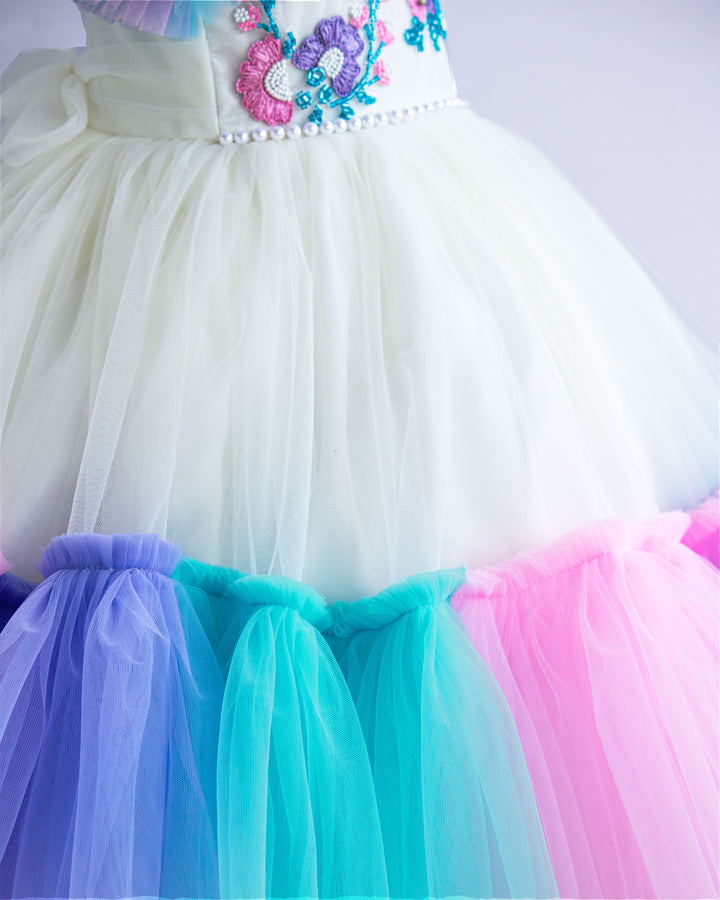 unicorn dress for birthday girl, rainbow dress for baby, stanwells kids, baby girls trending dresses