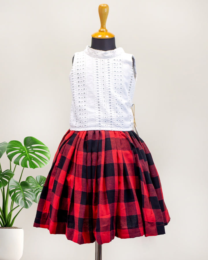 white and red christmas outfit for girls, cotton check skirt and top, baby girls birthday dress, christmas party wear dress for baby girl, toddler christmas outfit india, stanwells kids christmas dress