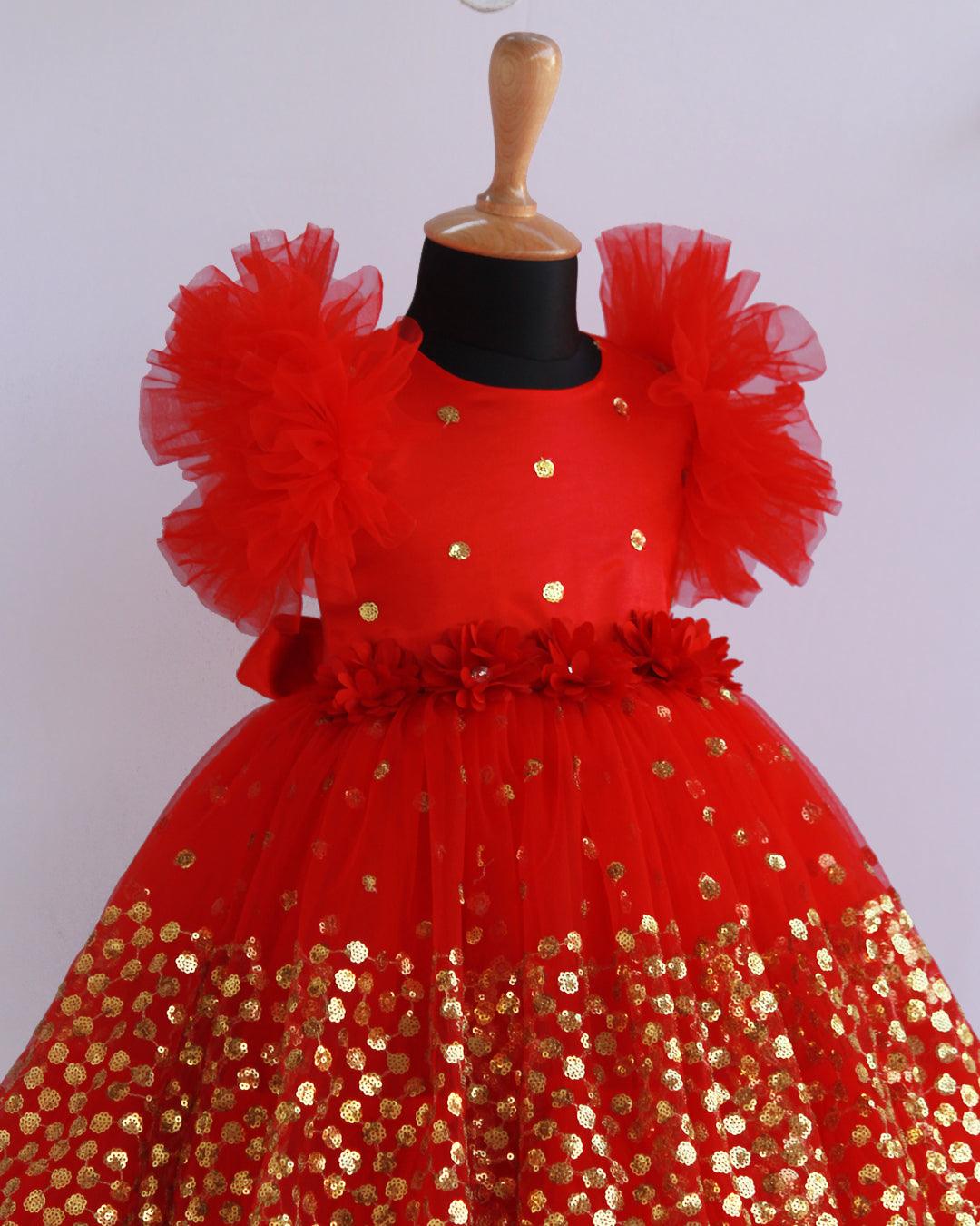 Red Shade Heavy Sequins Party wear Flower Frock
Material :Red colour heavy sequins fabric net is used in the upper portion of the skirt.In the second layer pleated net is used for the grand and puffy look.preamiu